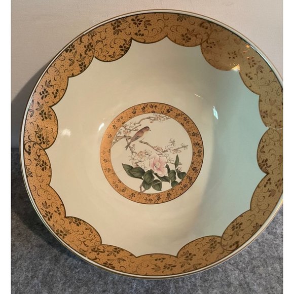 Japanese Kutani-Ware Flower Bird Pattern with Gold Cherry Blossom Bowl  #928 - Picture 2 of 3
